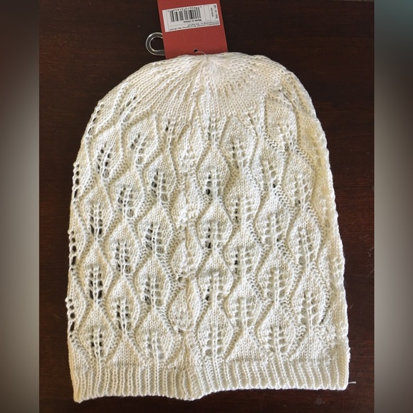 Mossimo Crotchet Fall/ Winter Hat - Picture 2 of 7